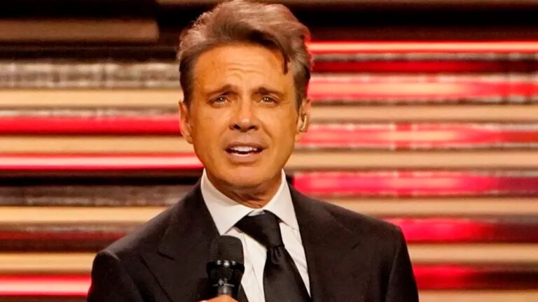 Billboard exhibe otro logro de Luis Miguel: N° 1 entre las giras más exitosas