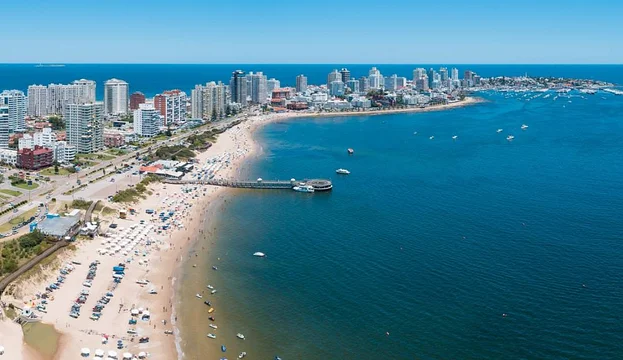 Uruguay proyecta una temporada récord con la llegada de 1,4 millones de turistas